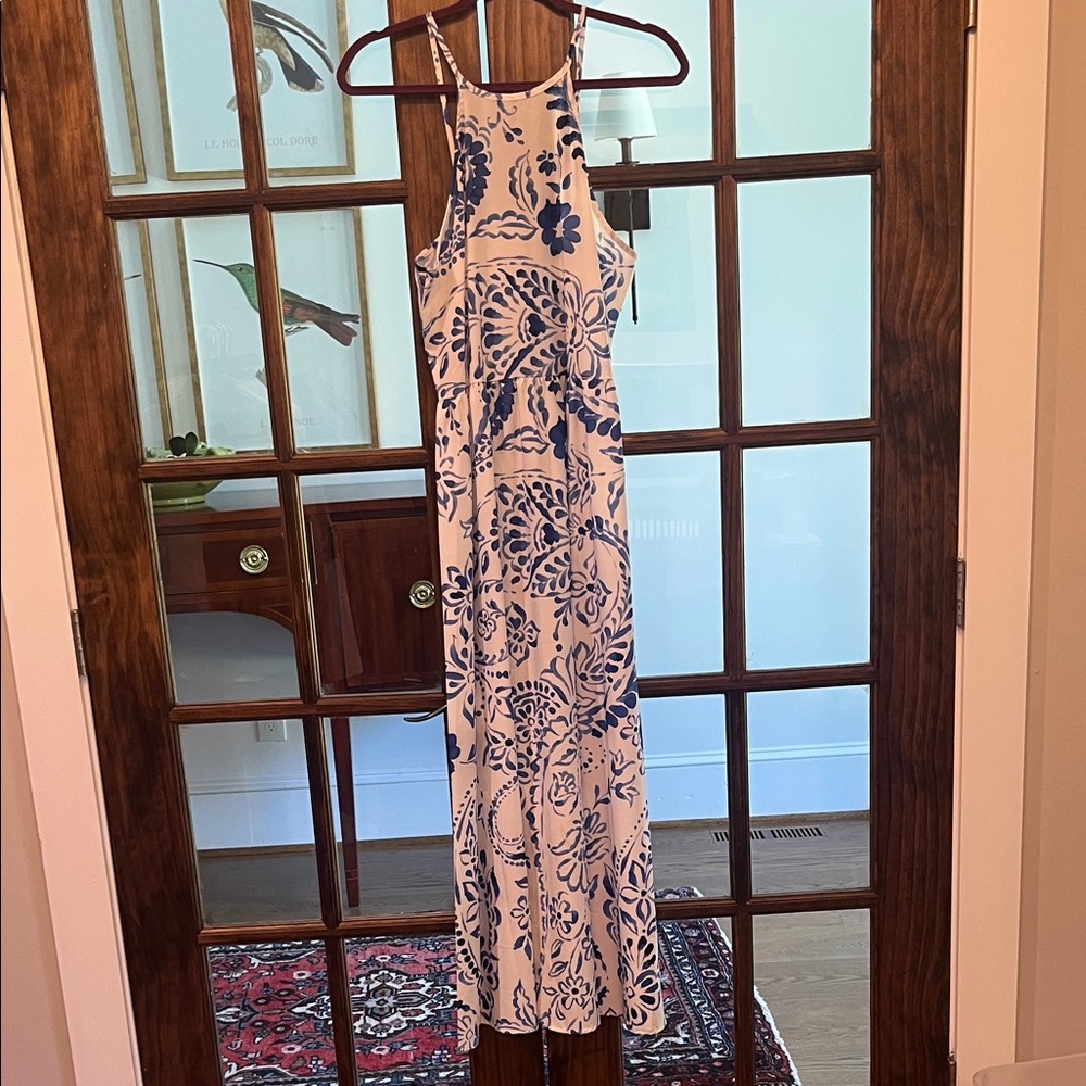 Elegant Blue and White Floral Maxi Dress